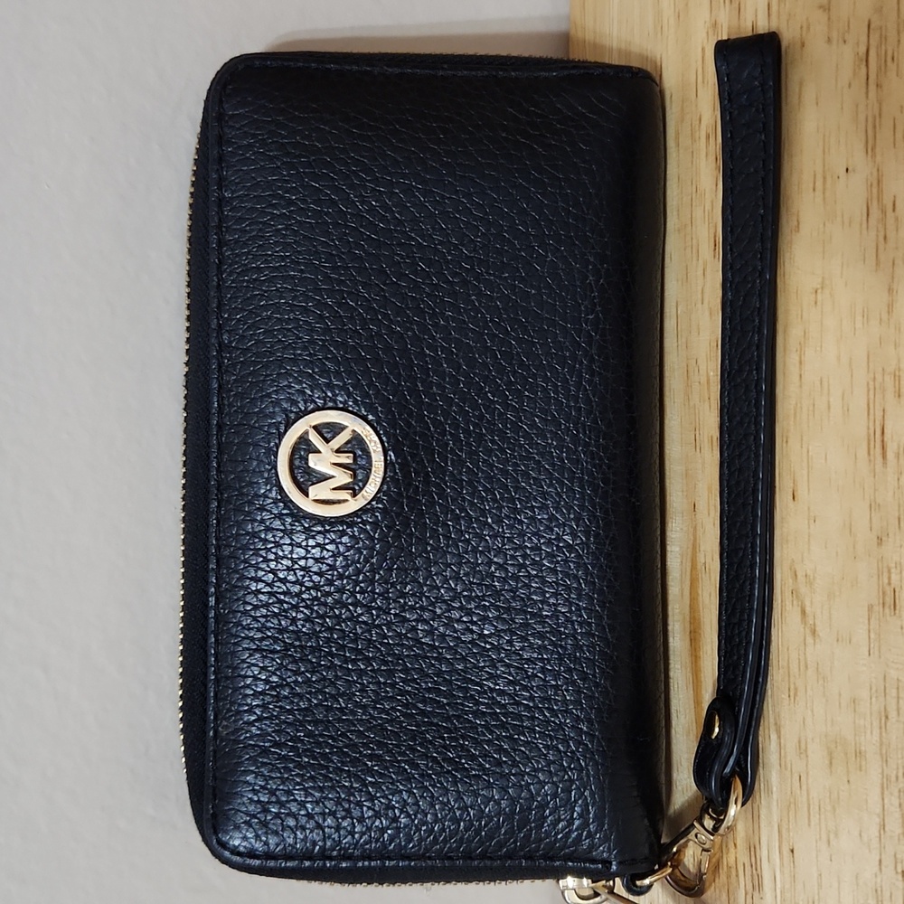 MK Backpack & Wallet Set - Picture 9 of 13